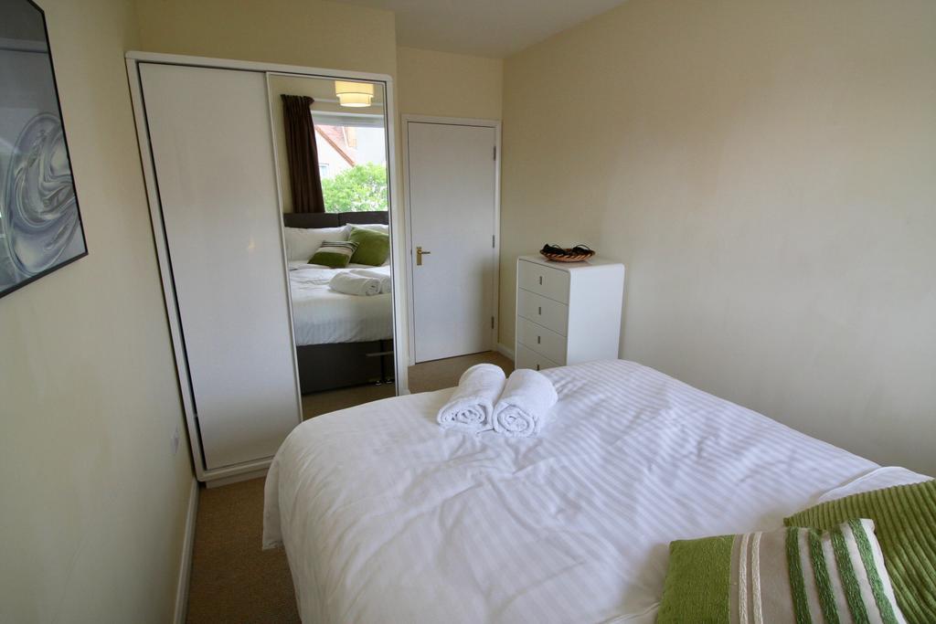 Apartament Amberblue@Epsom Zewnętrze zdjęcie