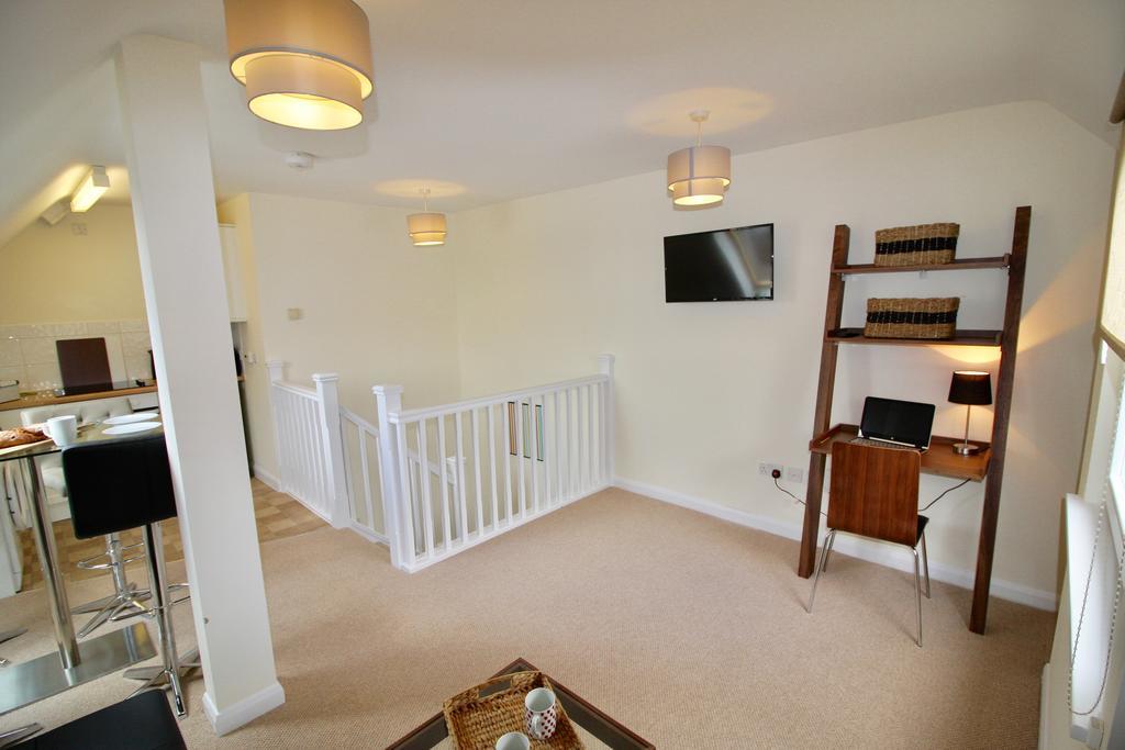 Apartament Amberblue@Epsom Zewnętrze zdjęcie