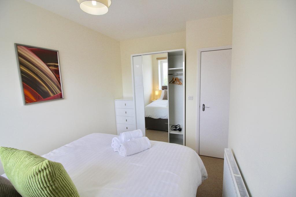 Apartament Amberblue@Epsom Zewnętrze zdjęcie