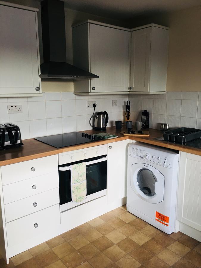 Apartament Amberblue@Epsom Zewnętrze zdjęcie