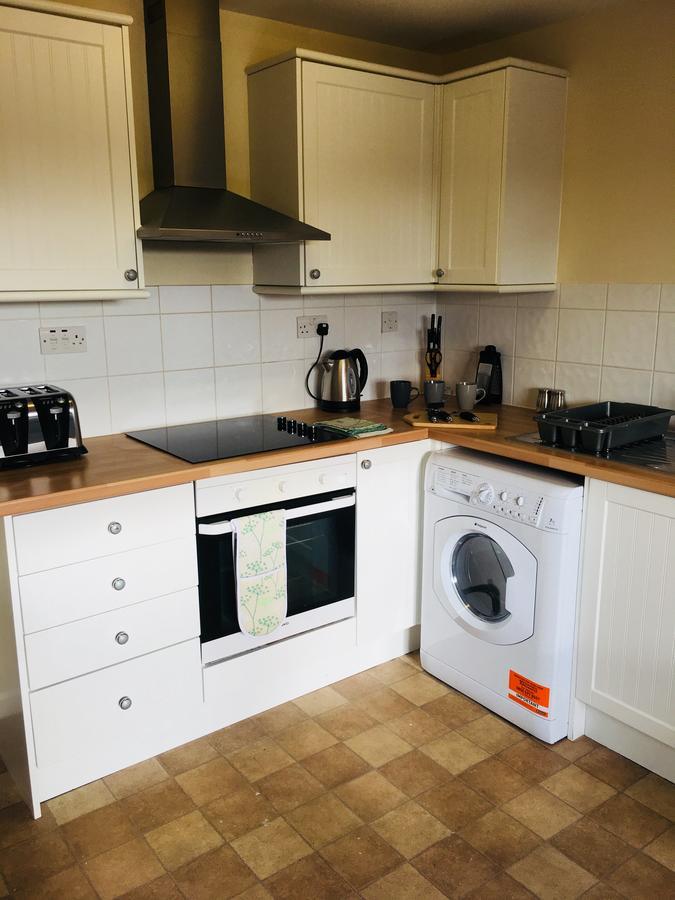 Apartament Amberblue@Epsom Zewnętrze zdjęcie